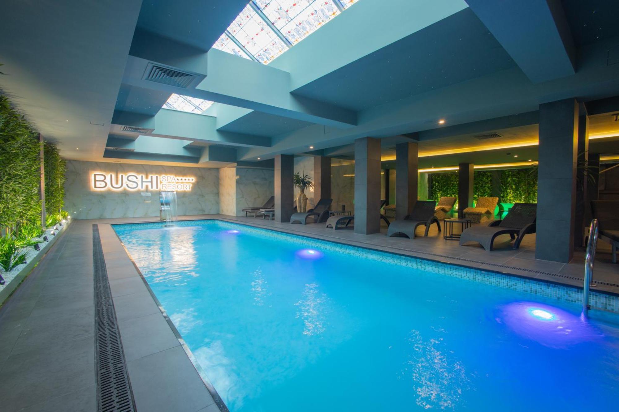 ブシ リゾート&スパ スコピエ エクステリア 写真 BUSH Hotel