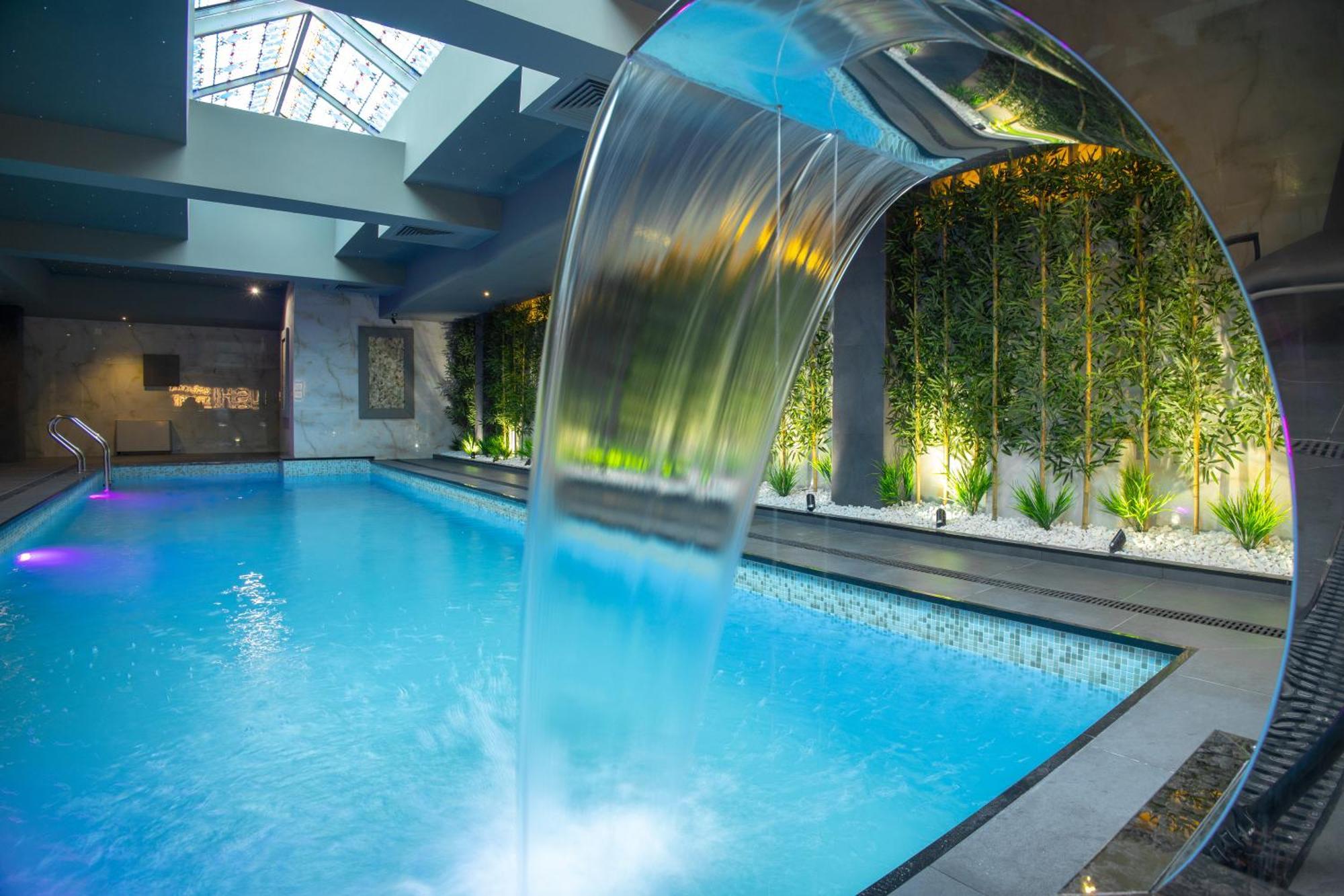 ブシ リゾート&スパ スコピエ エクステリア 写真 Spa at the Hotel