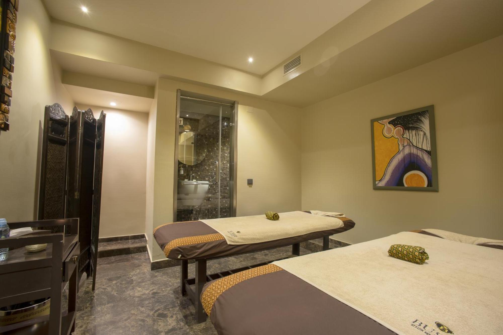 ブシ リゾート&スパ スコピエ エクステリア 写真 Spa at the hotel