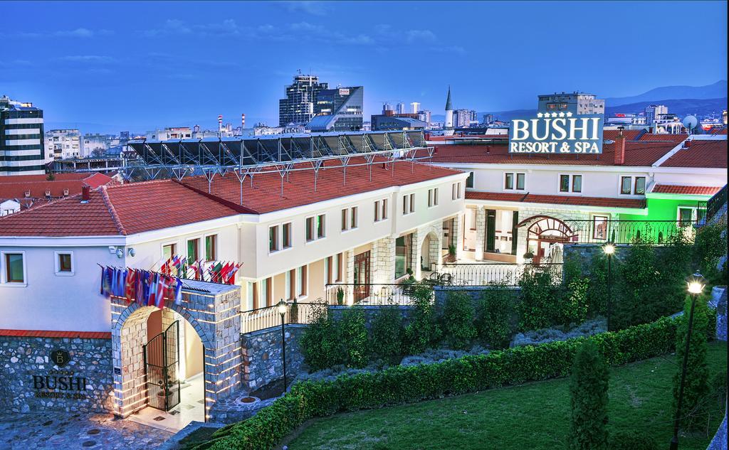 ブシ リゾート&スパ スコピエ エクステリア 写真 Būshi Resort & Spa