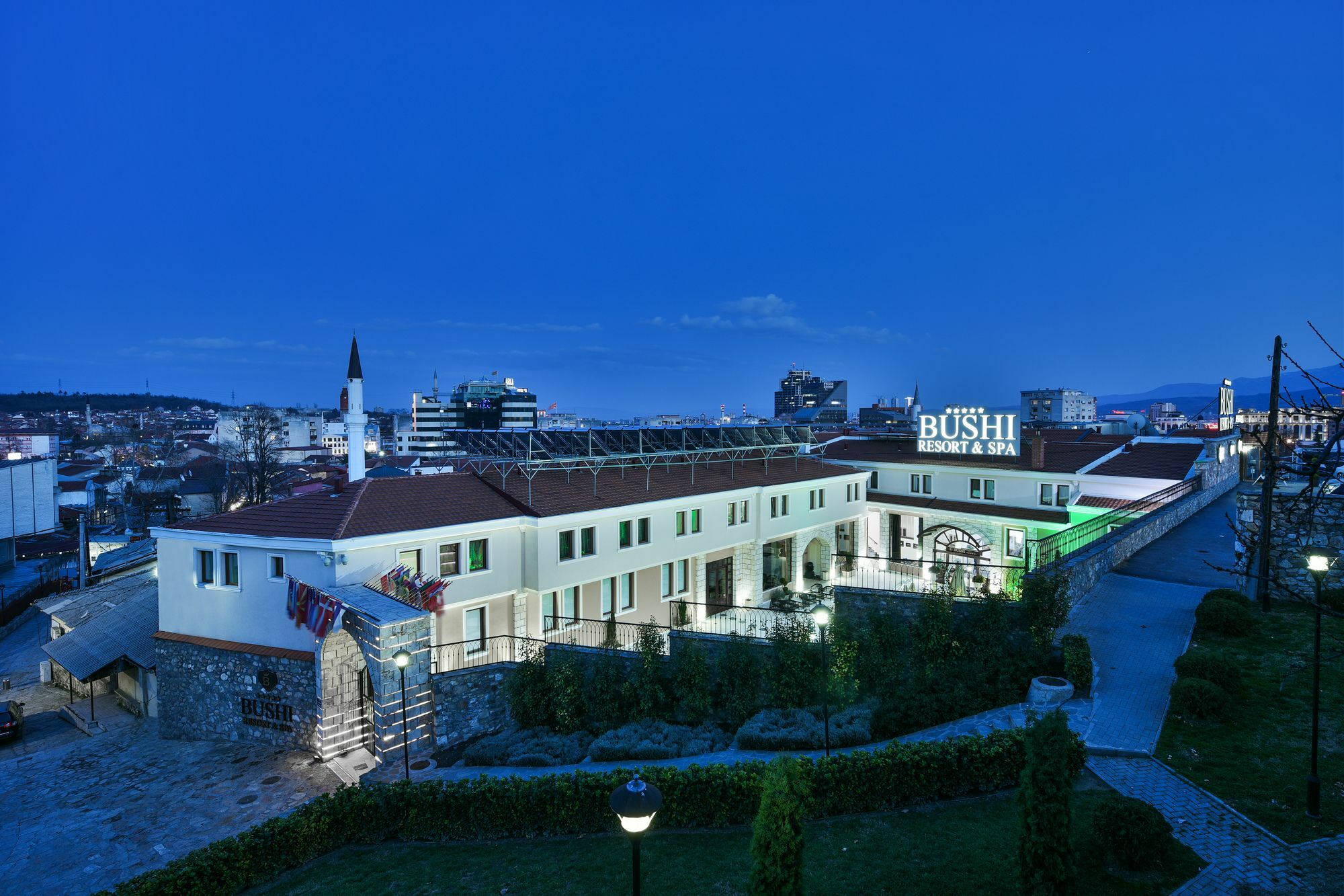 ブシ リゾート&スパ スコピエ エクステリア 写真 The University of Novi Sad